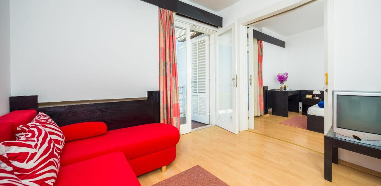 ילסה Hotel Hvar מראה חיצוני תמונה