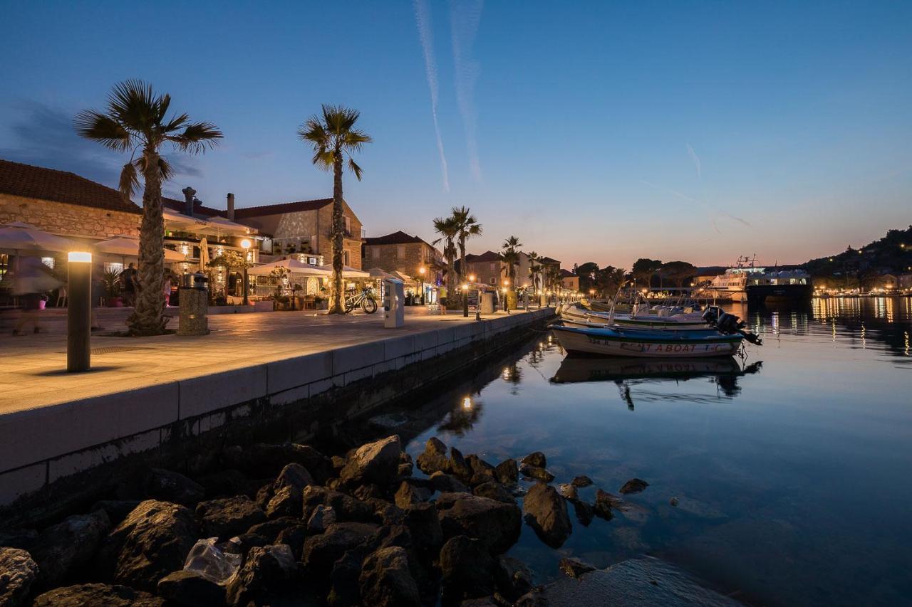 ילסה Hotel Hvar מראה חיצוני תמונה